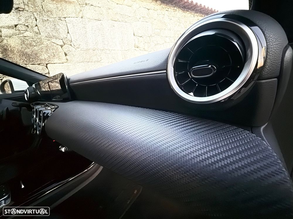 Mercedes-Benz CLA 200 d Shooting Brake Progressive Aut. - 32