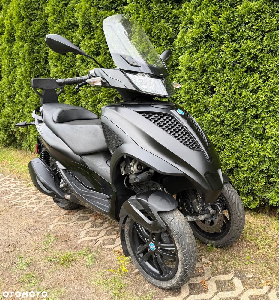Piaggio MP-3 - 1