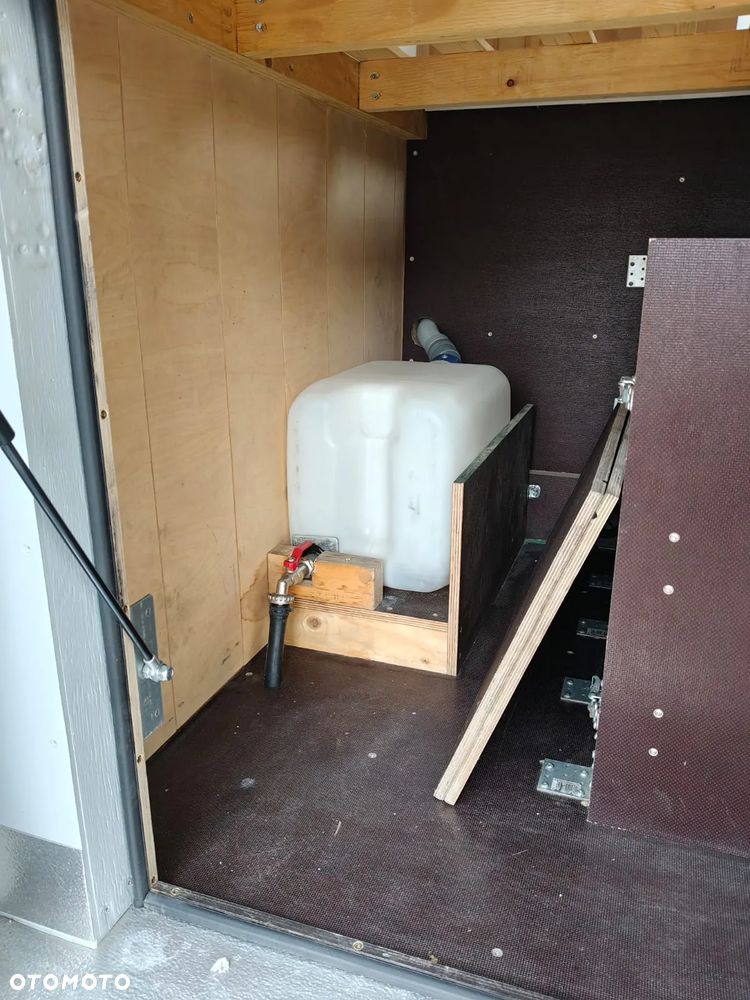 Mercedes-Benz 814 KAMPER LAZIENKA - 15