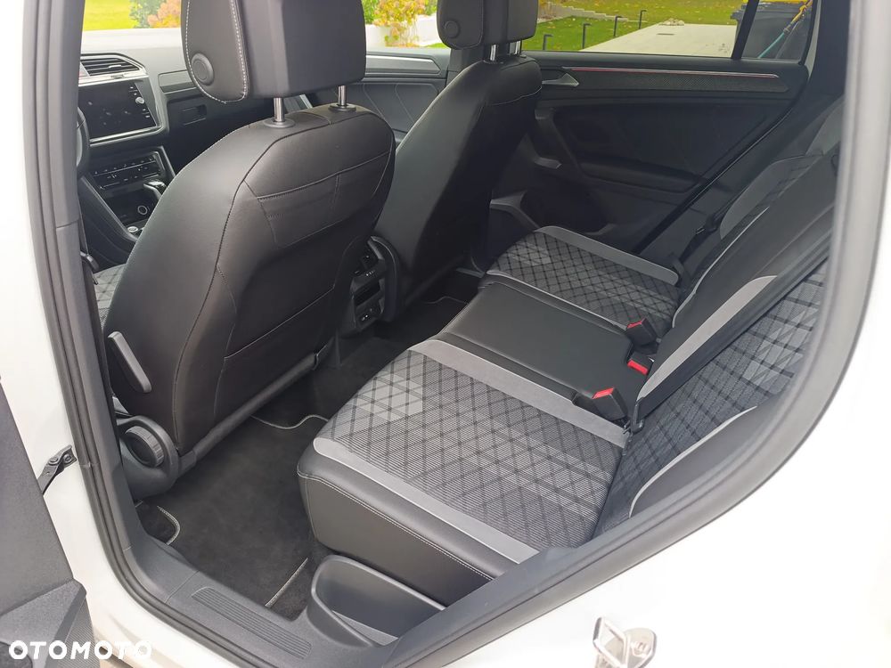 Volkswagen Tiguan - 2