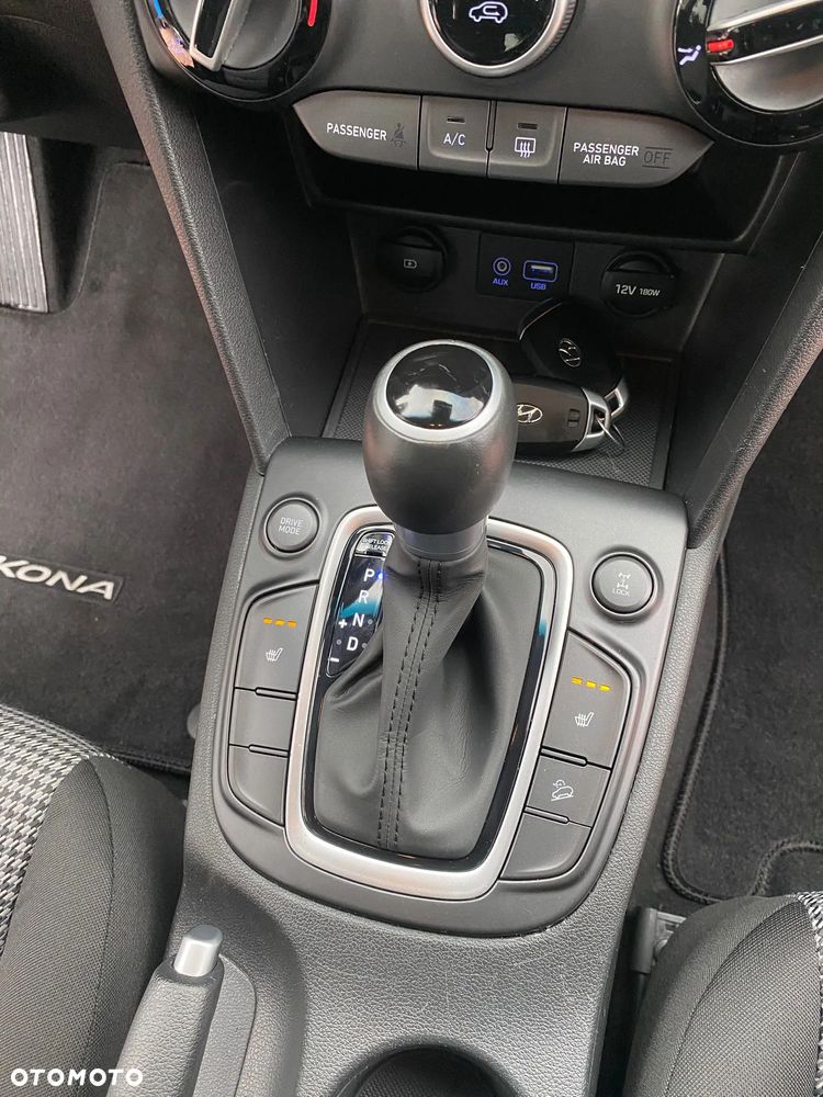 Hyundai Kona - 13