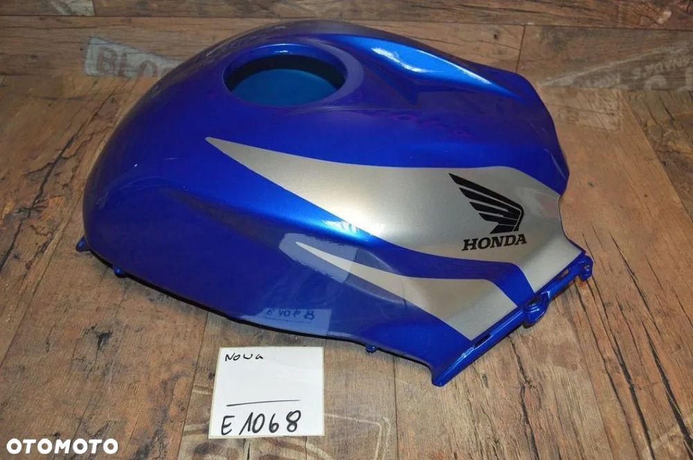 POKRYWA OSŁONA NA ZBIORNIK CBR600 RR PC40 NOWA - 1