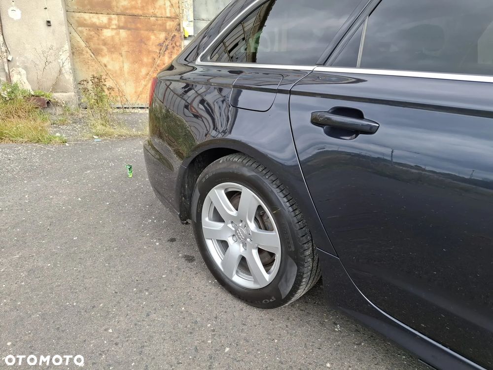 Audi A6 - 6
