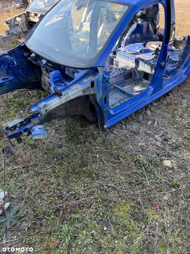 SKODA FABIA III KOMBI PODŁUŻNICA PRÓG LEWA