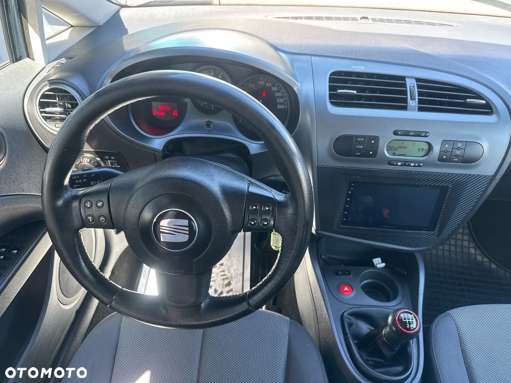 Seat Leon 2.0 FSI Reference - 17
