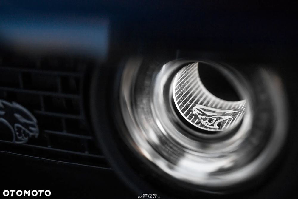 Dodge Challenger 6.2 Hellcat - 11