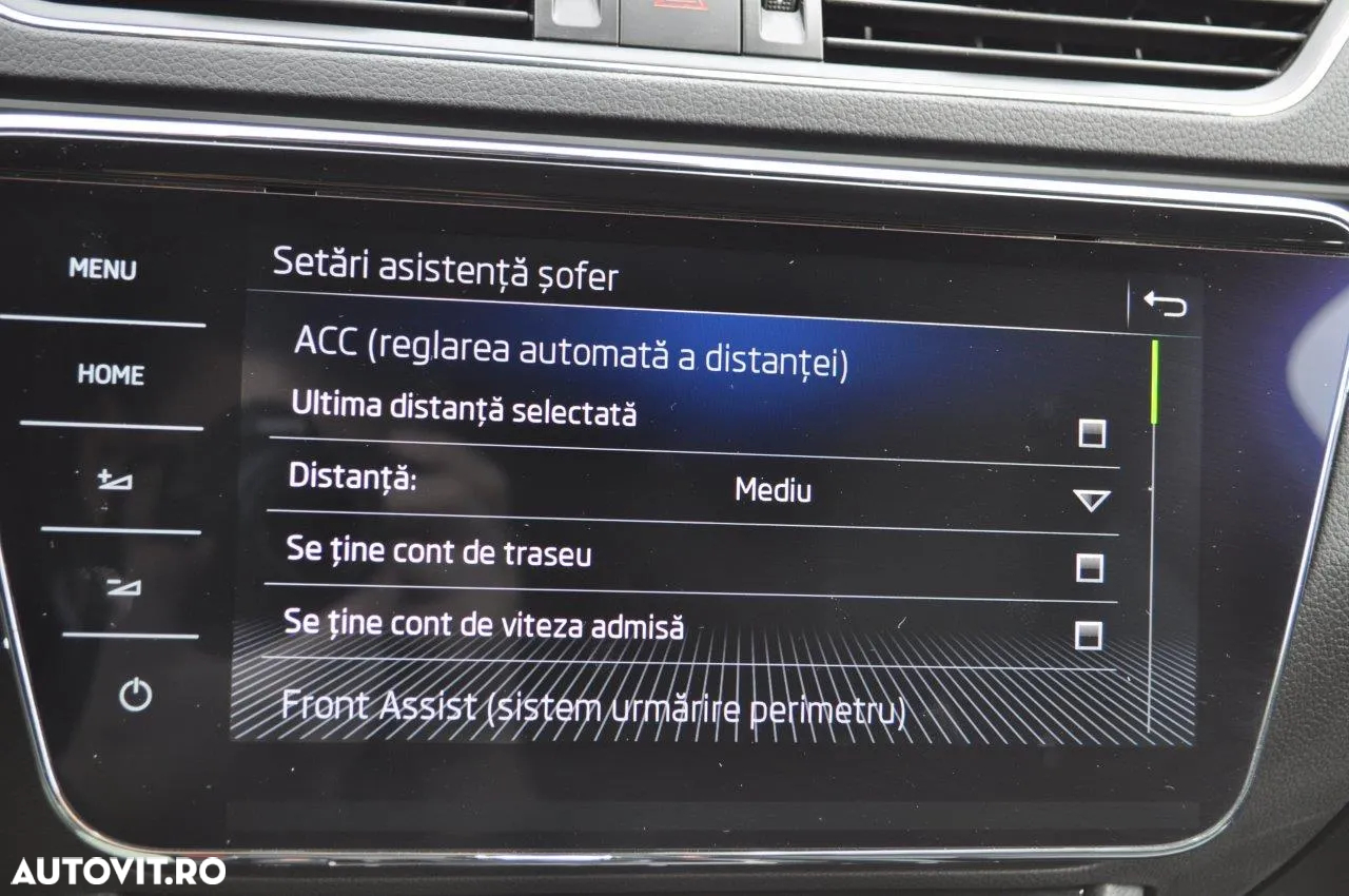 Skoda Superb 2.0 TDI DSG Laurin & Klement - 32
