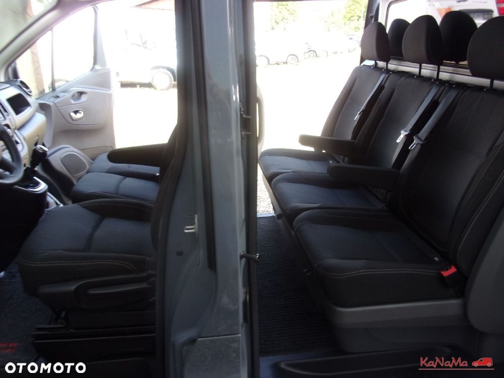 Renault Trafic - 32