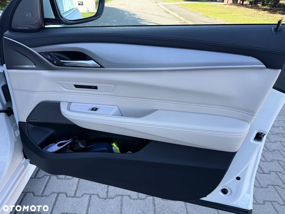 BMW 6GT 620d Luxury Line - 23