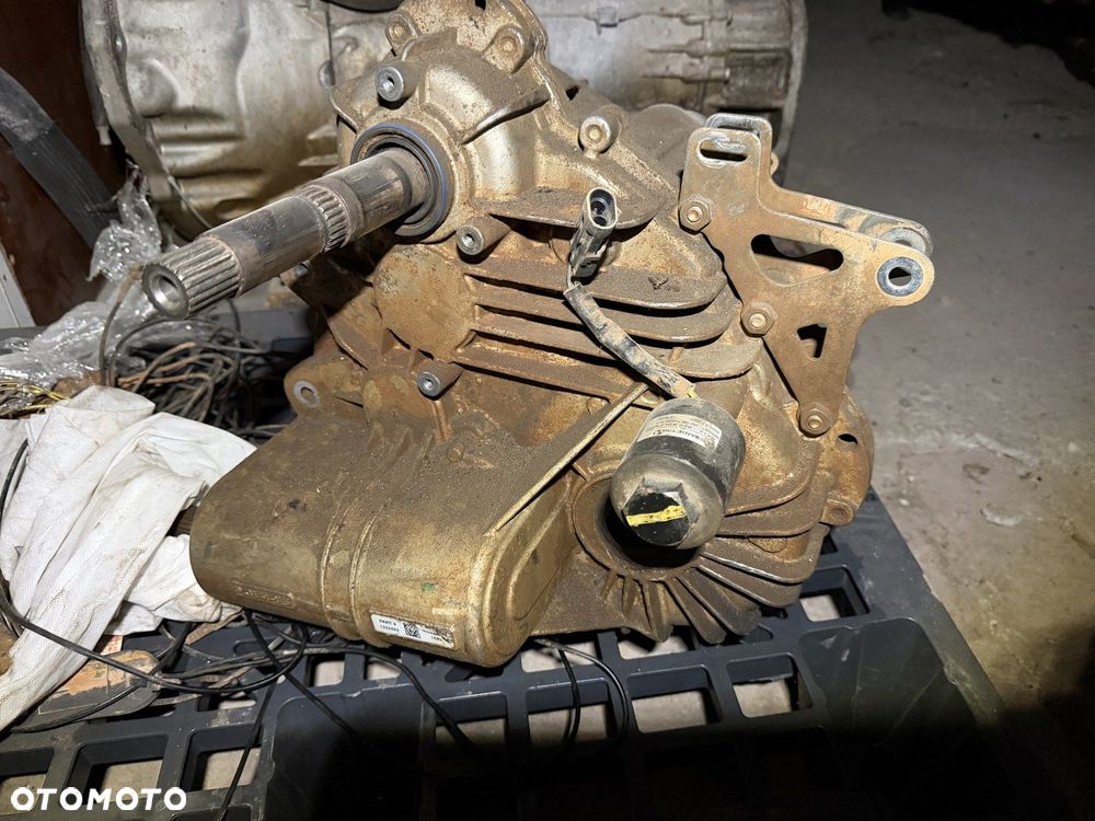 Polaris RZR 900 skrzynia biegow PART 1333462 - obudowa uszkodzona - 1
