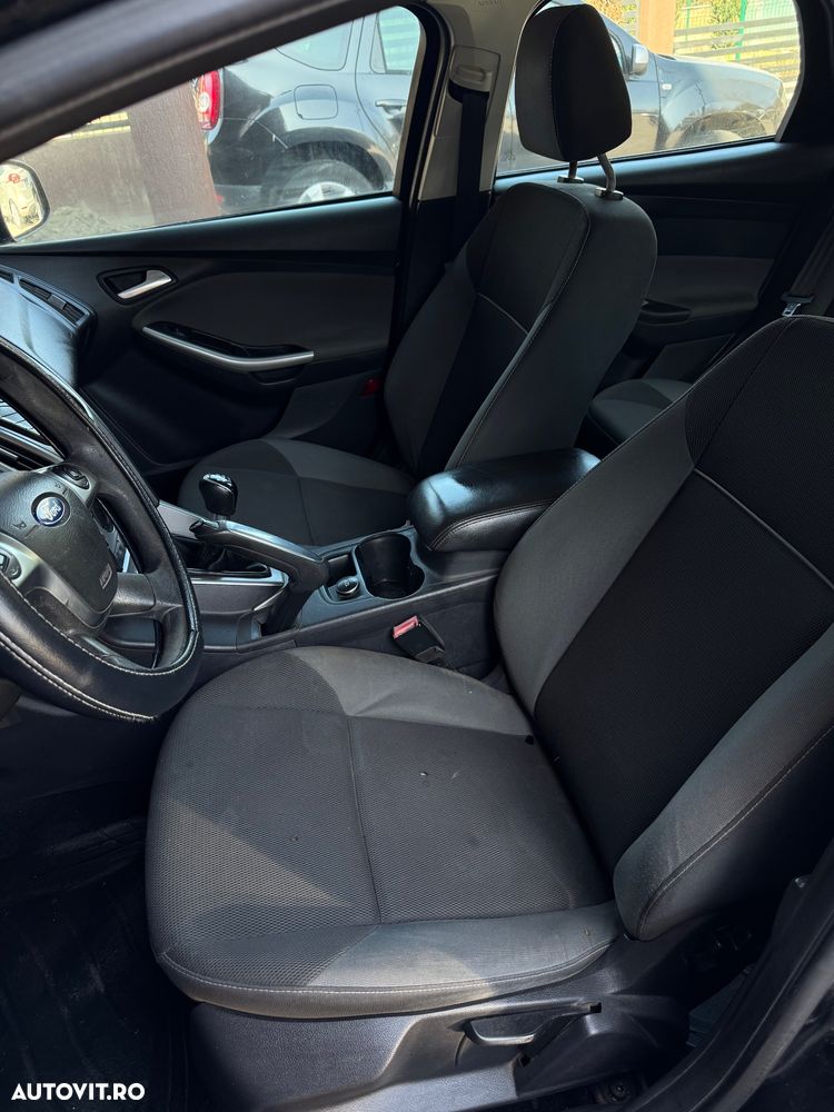 Ford Focus - 6