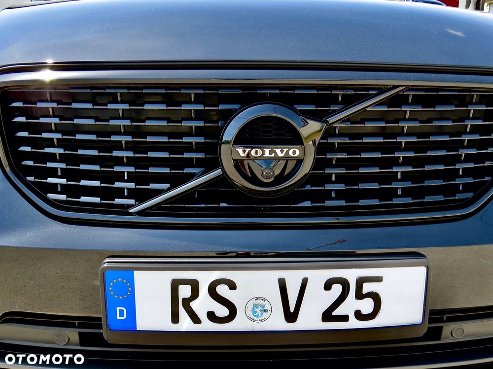 Volvo XC 40 B4 B DKG Ultra Dark - 23