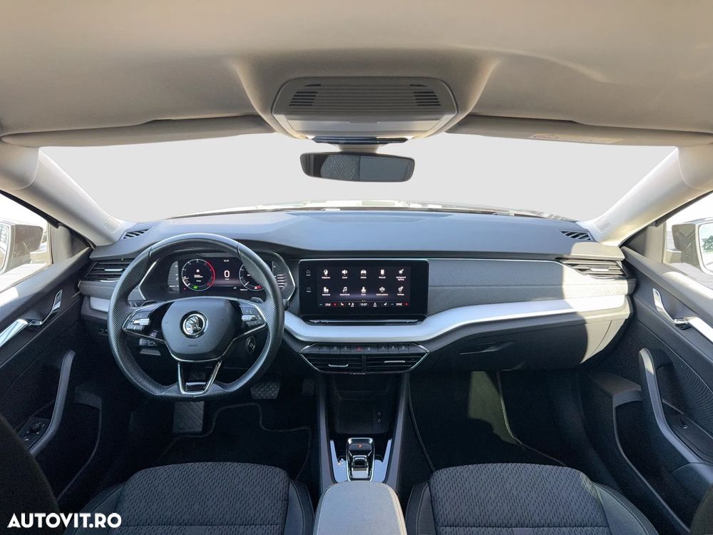 Skoda Octavia Combi 2.0 TDI DSG Style - 12