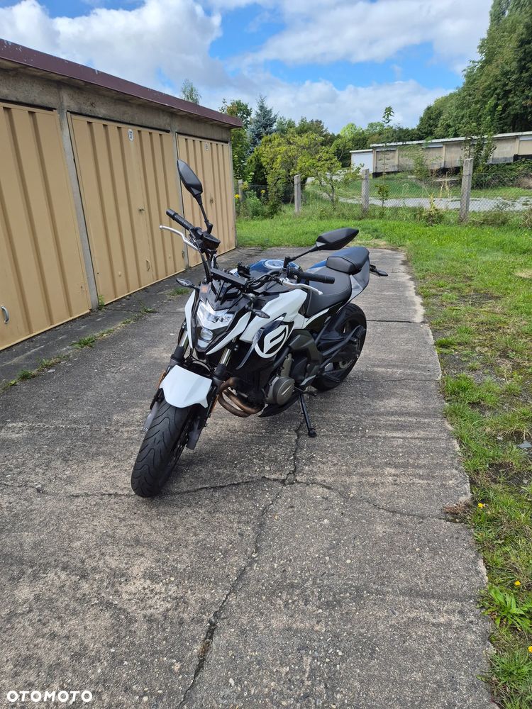 CFMoto NK - 5