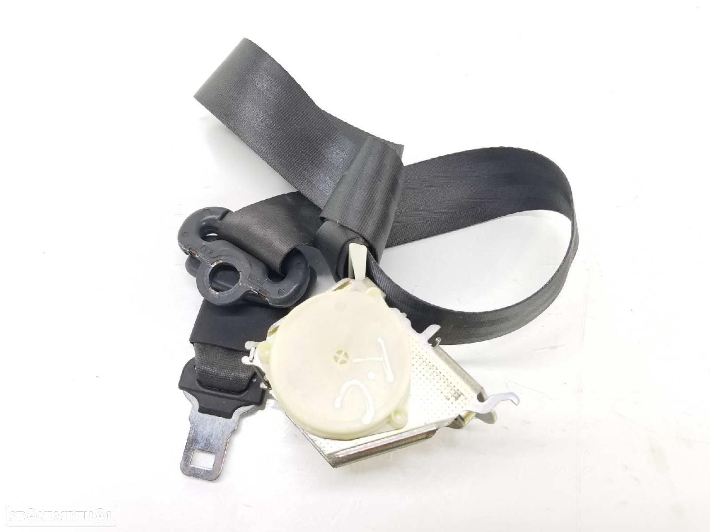 CINTO DE SEGURANÇA TRASEIRO CENTRAL RENAULT CLIO III - 1