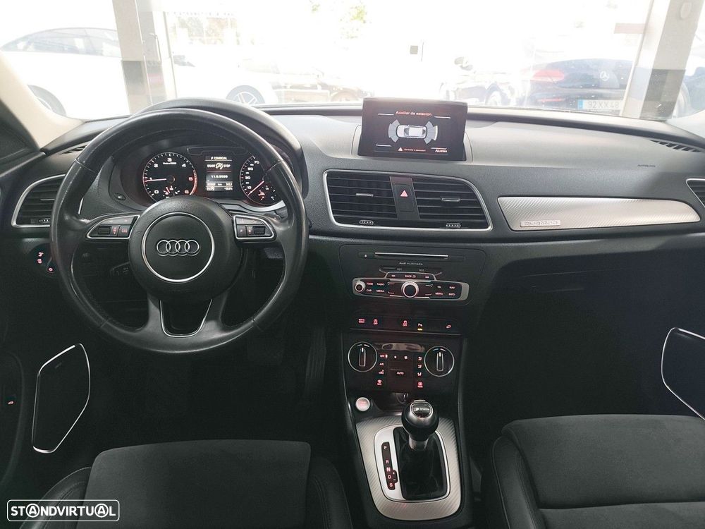 Audi Q3 2.0 TDI quattro Design S tronic — fotografia 20