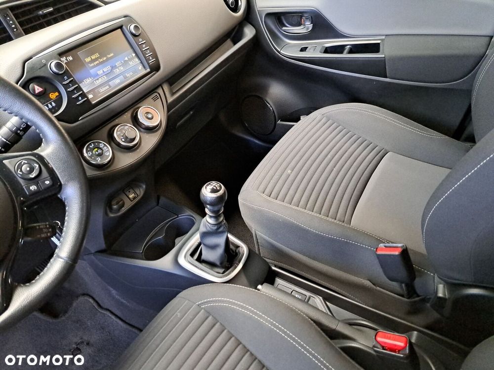 Toyota Yaris 1.5 Premium - 30