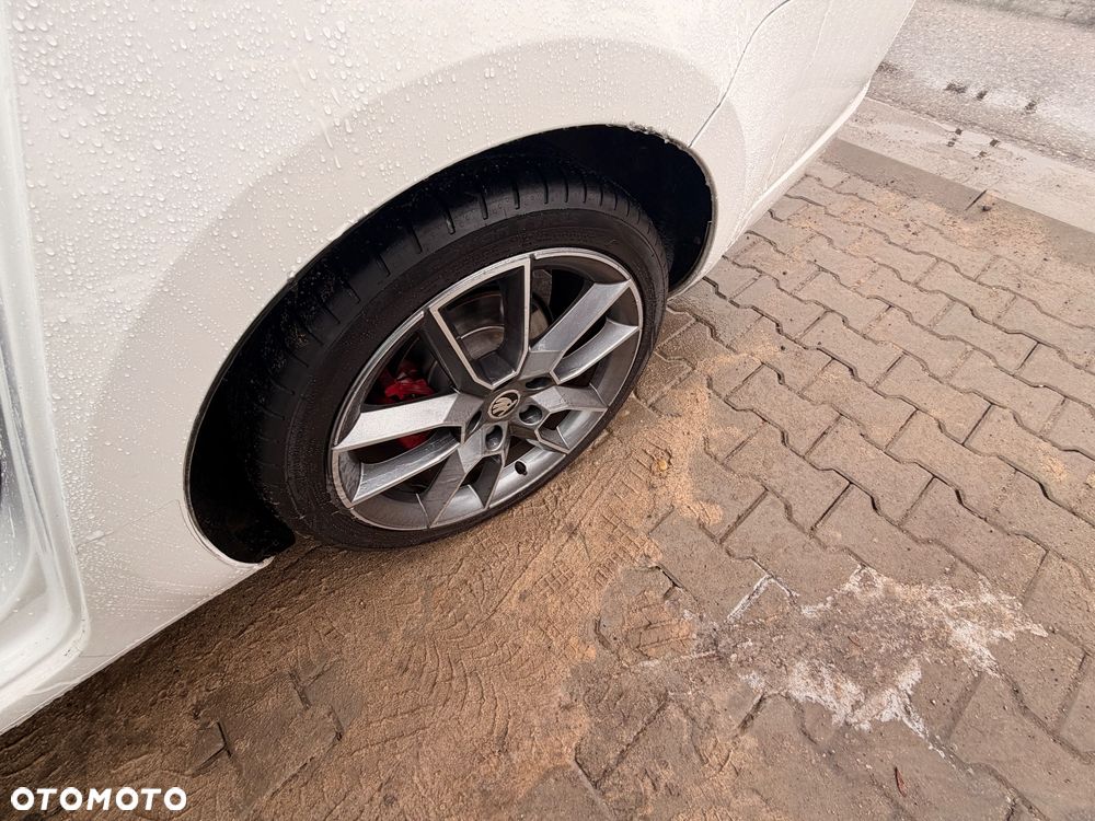 Skoda Octavia 2.0 TDI RS DSG EU6 - 10