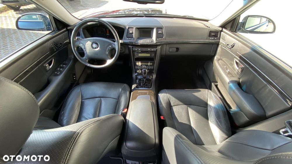Kia Opirus - 10