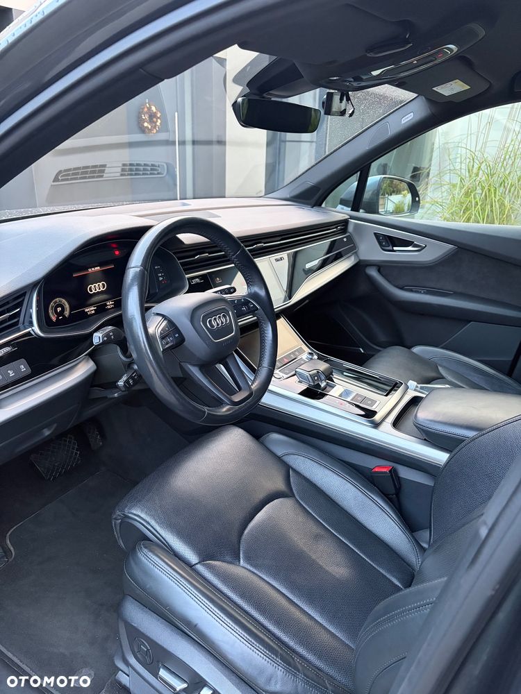 Audi Q7 2020 photo 5