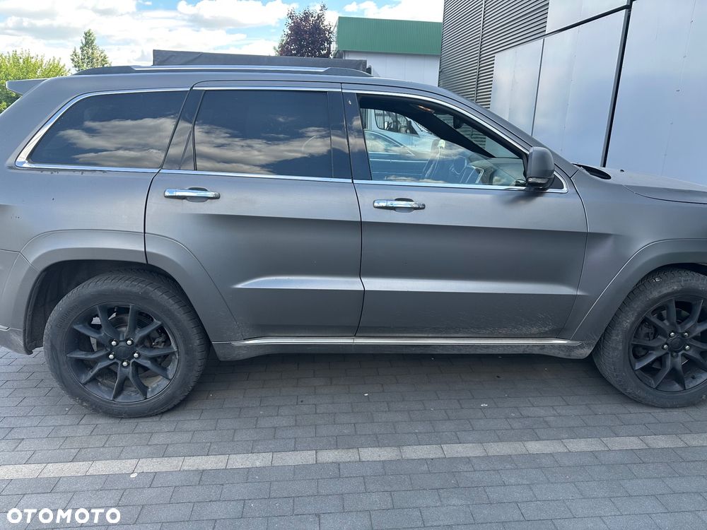 Jeep Grand Cherokee - 8