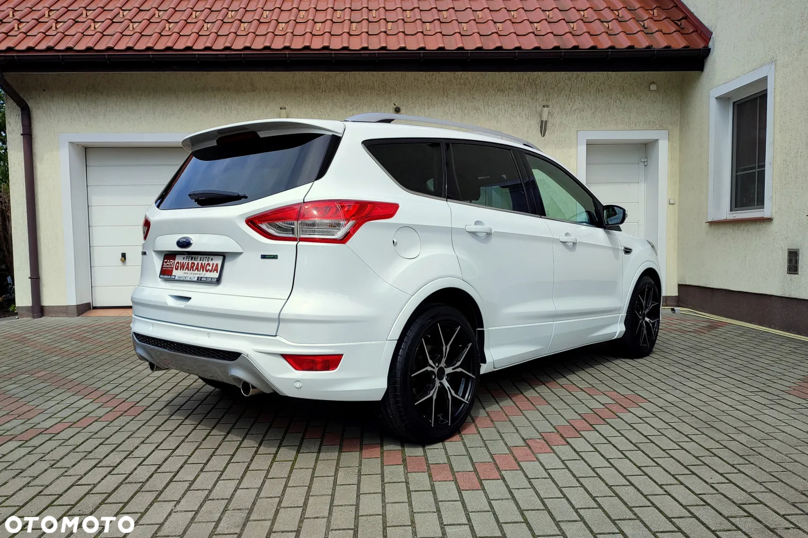 Ford Kuga 1.5 EcoBoost 2x4 ST-Line - 26