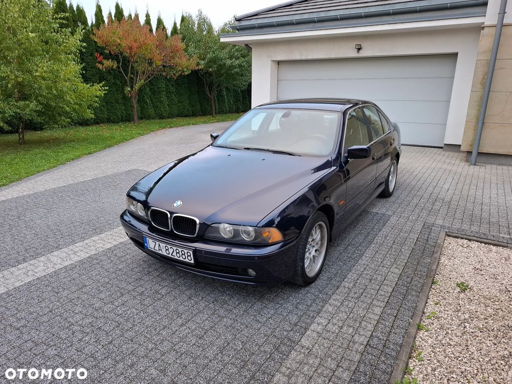 BMW Seria 5 525i - 1