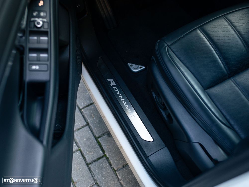 Land Rover Range Rover Evoque - 25