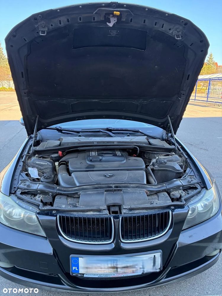 BMW Seria 3 318d - 17