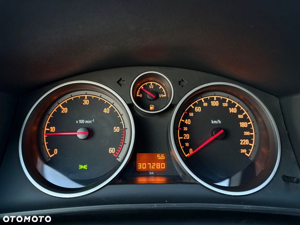 Opel Astra 1.7 CDTI - 20
