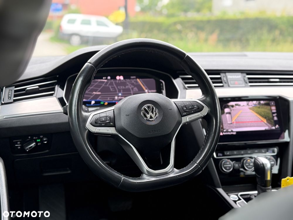 Volkswagen Passat 2.0 TDI BMT Highline DSG - 37
