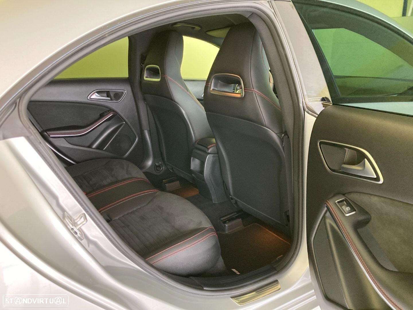 Mercedes-Benz CLA 180 d AMG Line - 13