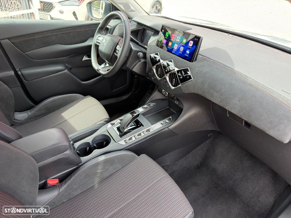 DS DS3 PureTech 130 Aut. PERFORMANCE LINE + - 17