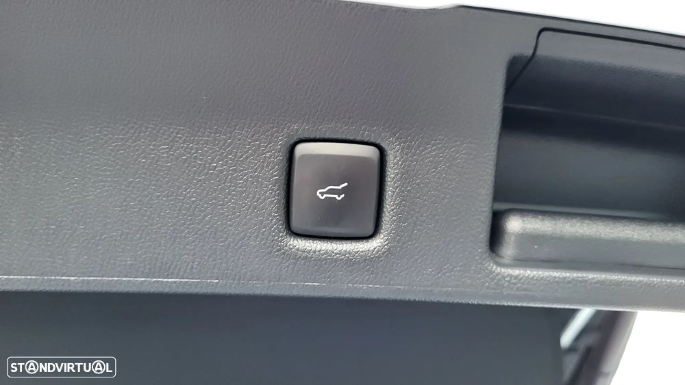 Ford Kuga 2.5 PHEV ST-Line X - 9