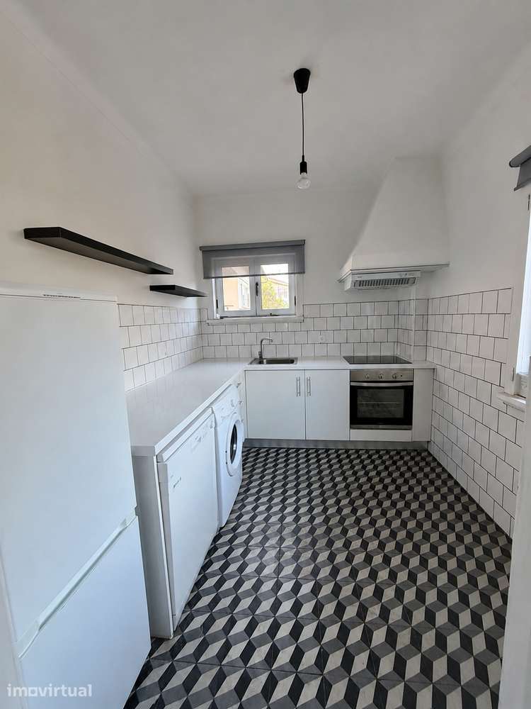 Apartamento T1 com jardim e terraço em Coimbra - Grande imagem: 4/5