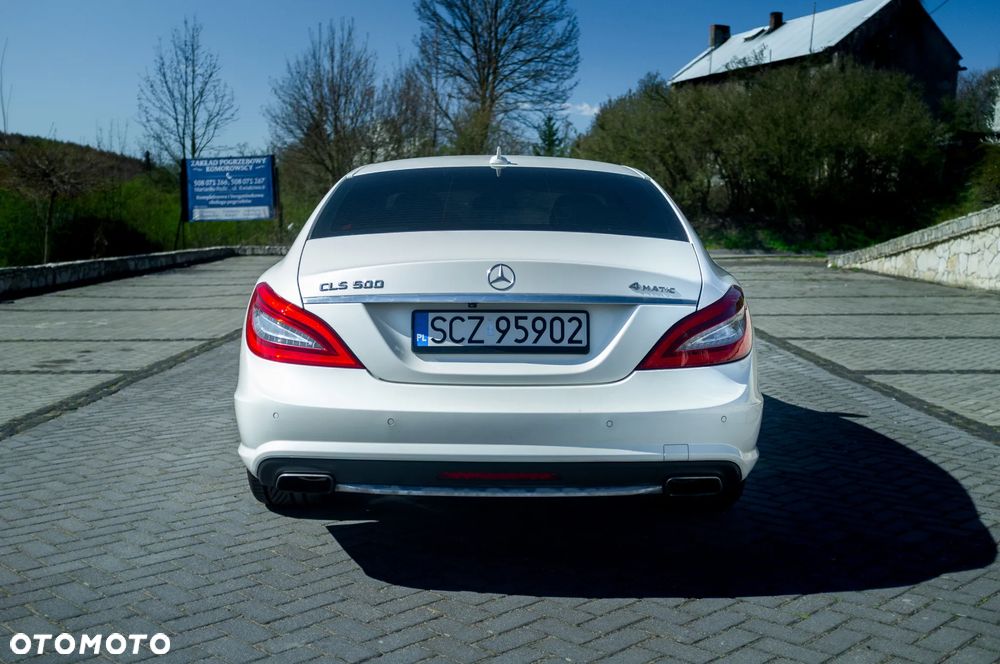 Mercedes-Benz CLS 500 4-Matic BlueEff - 13