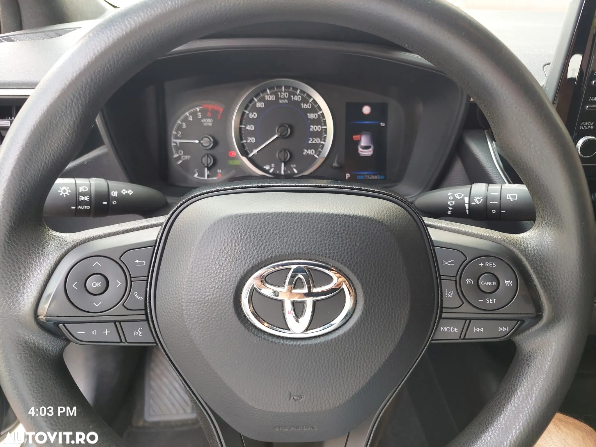 Toyota Corolla 1.8 HSD Exclusive - 11