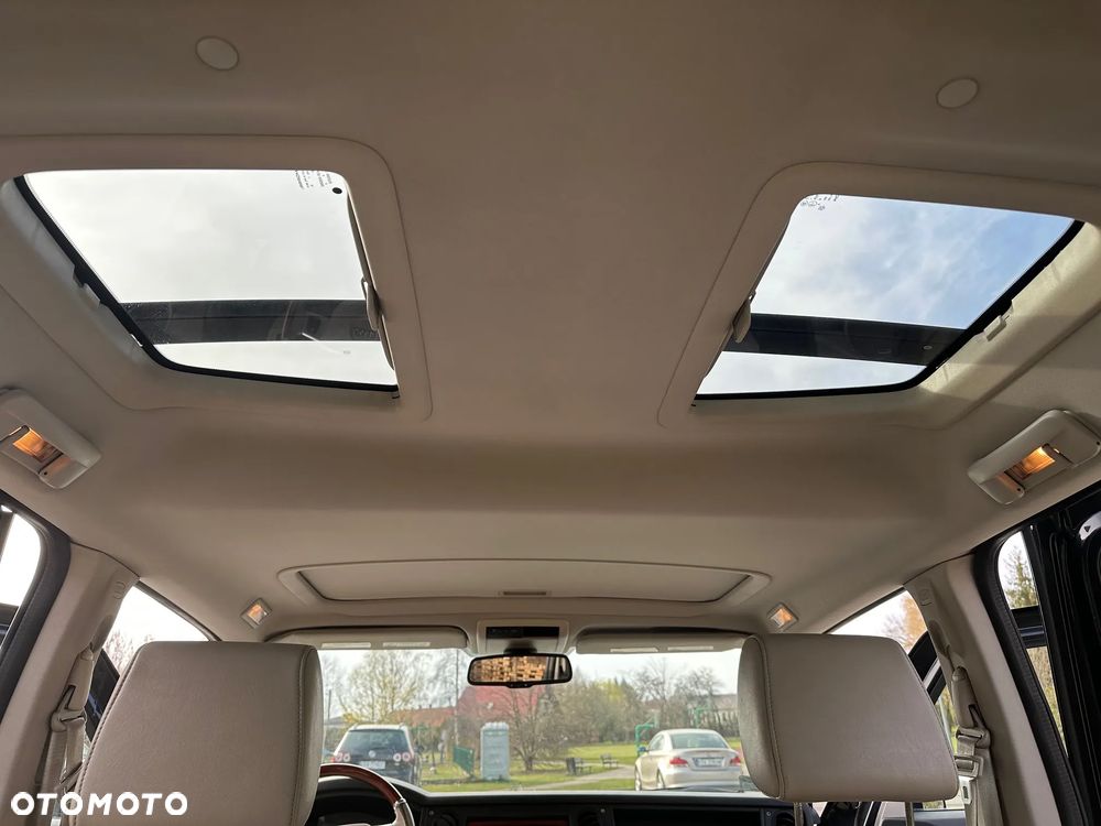 Jeep Commander 3.0 CRD Overland - 14