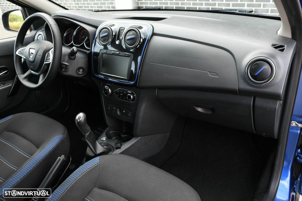 Dacia Sandero - 10