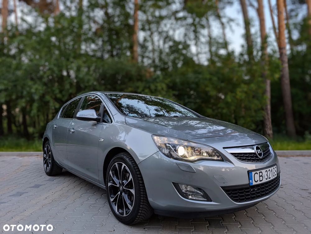 Opel Astra - 1
