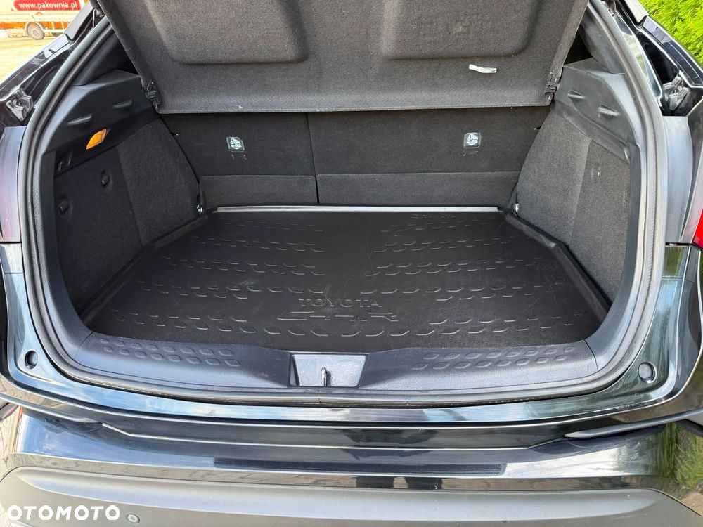 Toyota C-HR - 6