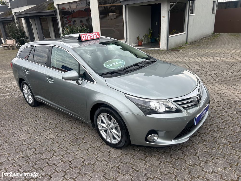 Toyota Avensis Touring Sports - 5