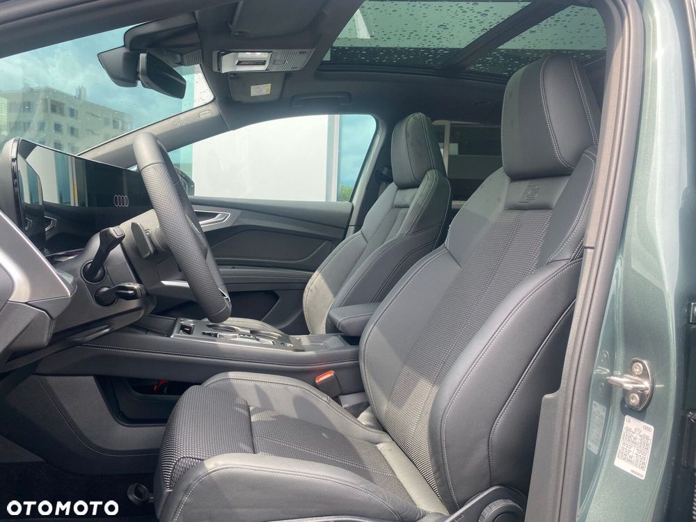Audi Q4 e-tron - 12