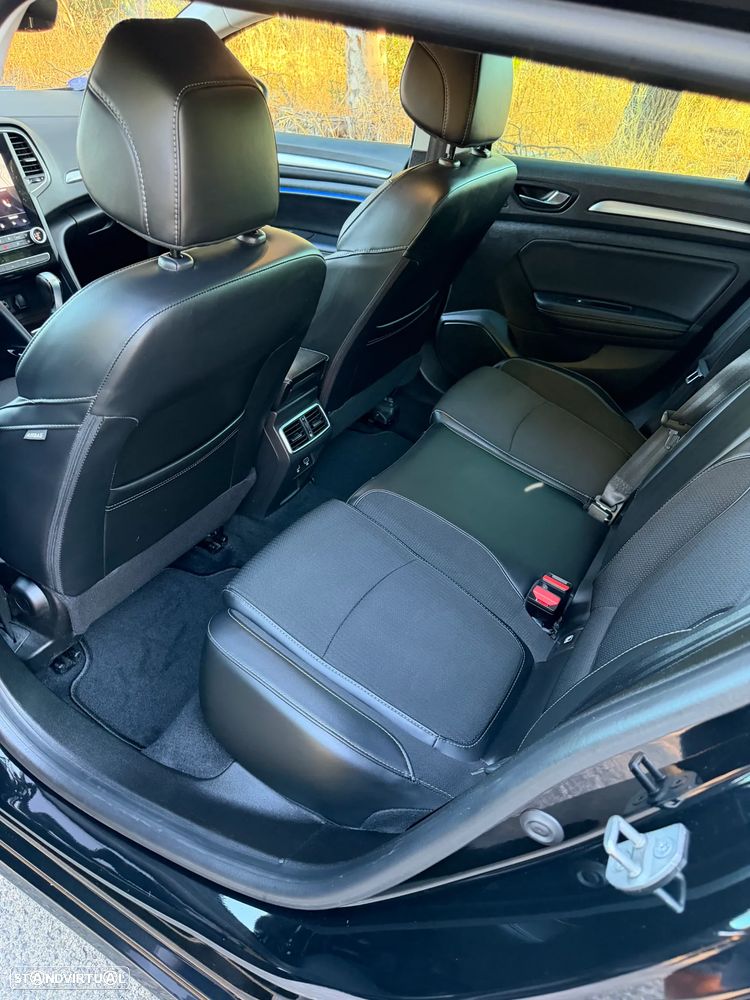 Renault Mégane 1.6 Plug-In Intens - 6