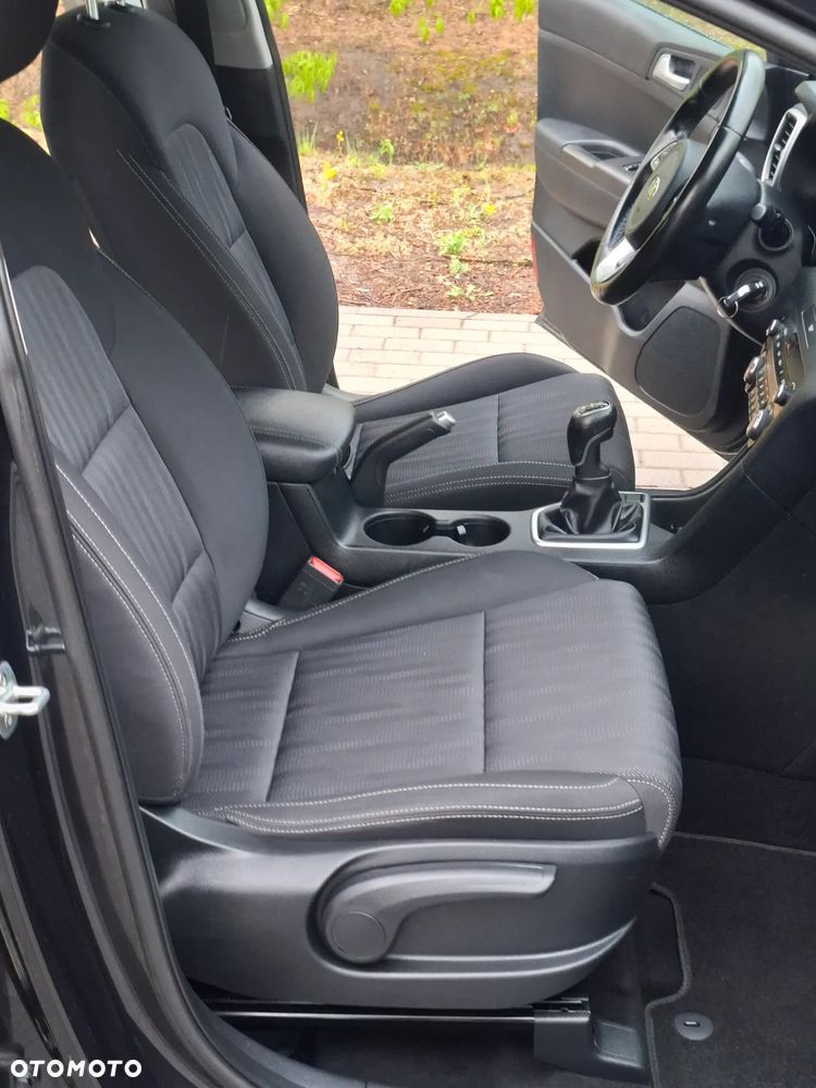 Kia Sportage 1.6 GDI 2WD DREAM-TEAM EDITION - 16