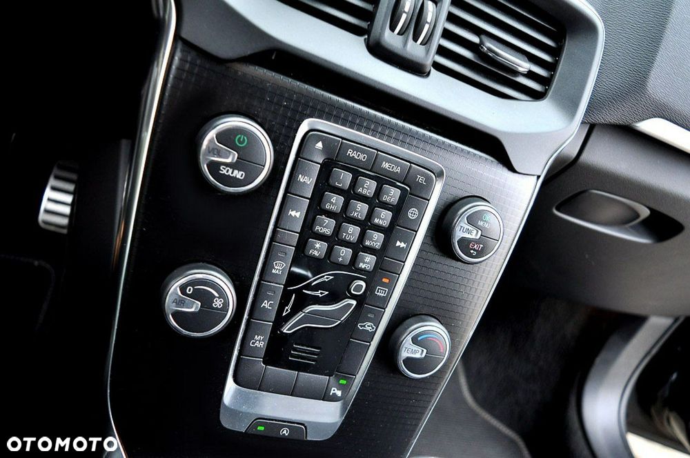 Volvo V40 D2 RDesign - 15