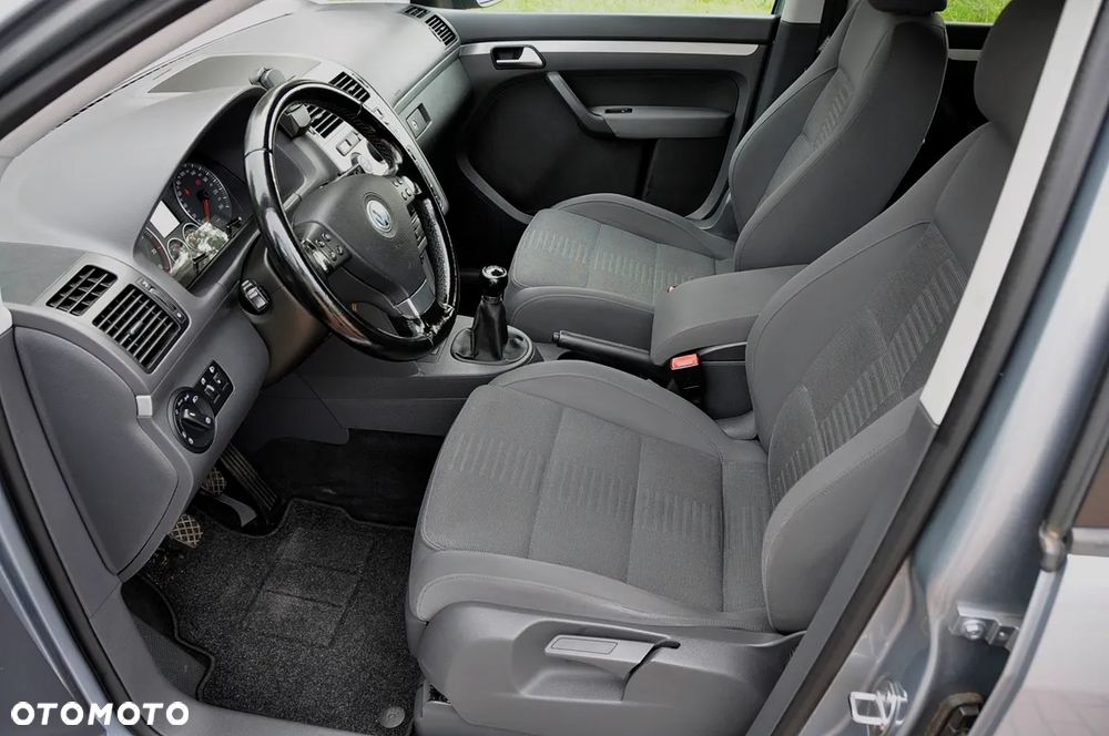 Volkswagen Touran 1.4 TSI Highline - 10