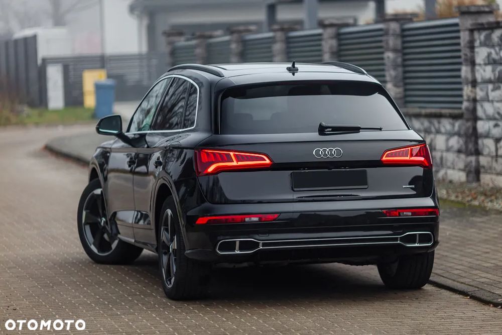 Audi Q5 55 TFSIe quattro S tronic S line business - 14