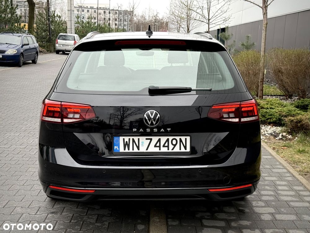 Volkswagen Passat - 13