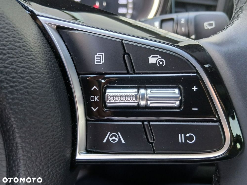Kia XCeed 1.6 T-GDI Tribute DCT - 30